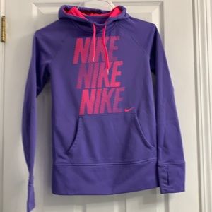 Nike XS Therma Fit hoodie
